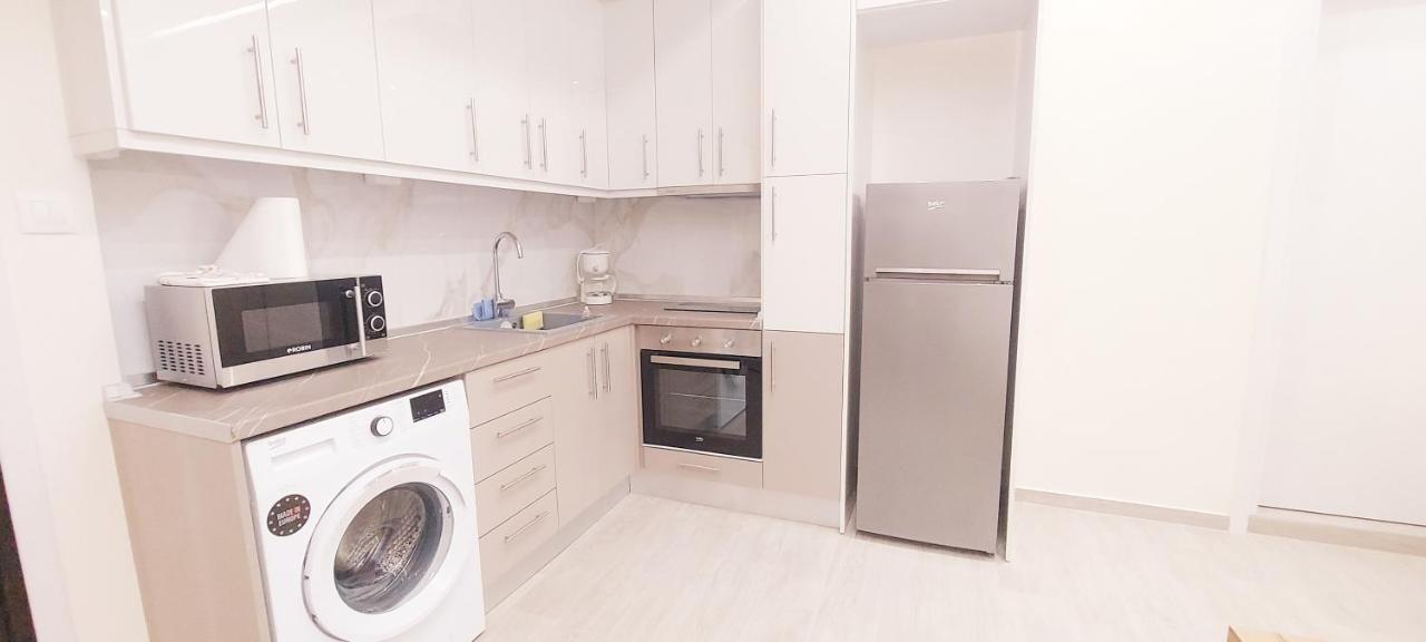 Tsimiski 31. Luxury Apartments Tesalonika Bagian luar foto